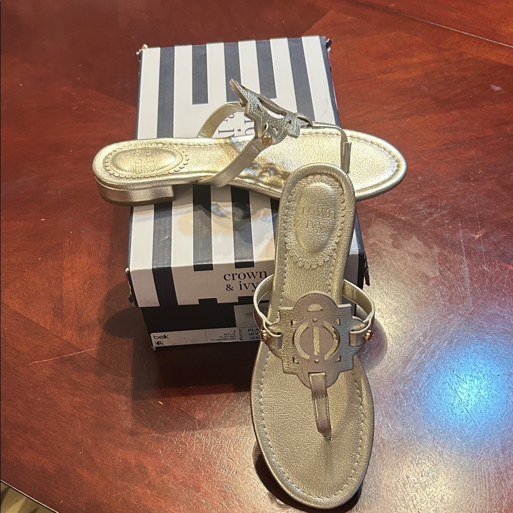 Crown & Ivy Metallic Gold Sandals